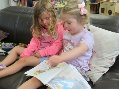 Orewa children reading